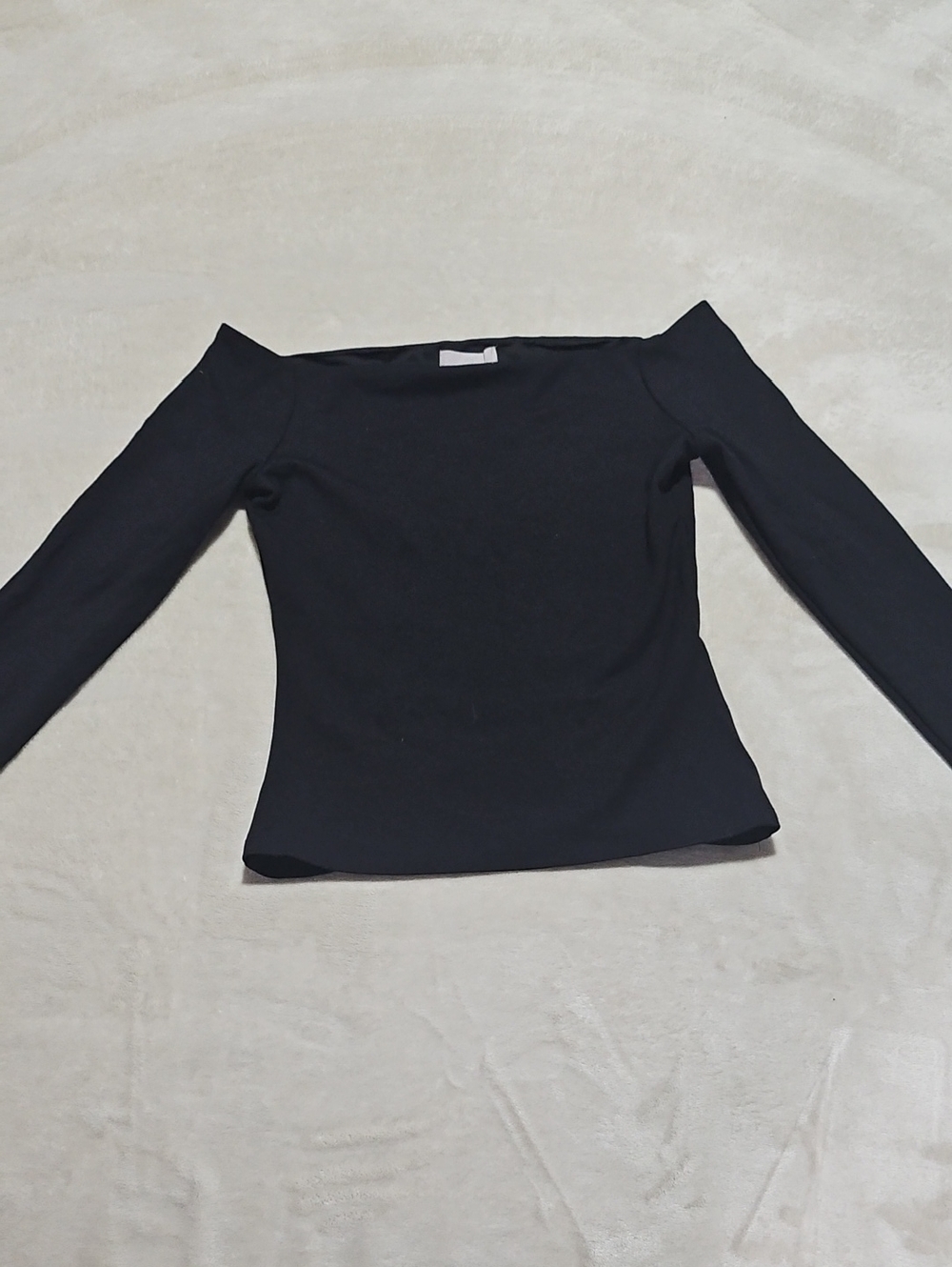 Women’s Black Off-Shoulder Long Sleeve Top